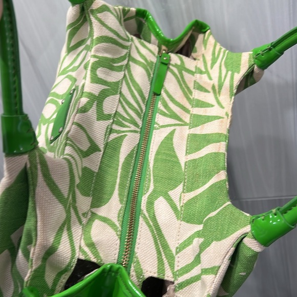 KATE SPADE  Leaf Green & Cream Tropical Canvas Patent Leather  Shoulder Bag EUC - Picture 13 of 17